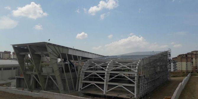 Çayırova Yarı Olimpik Yüzme Havuzu Şekilleniyor