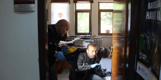 Müftülüğe Giren Hırsız, 5 Bin Tl Tutarındaki Bağış Paralarını Çaldı