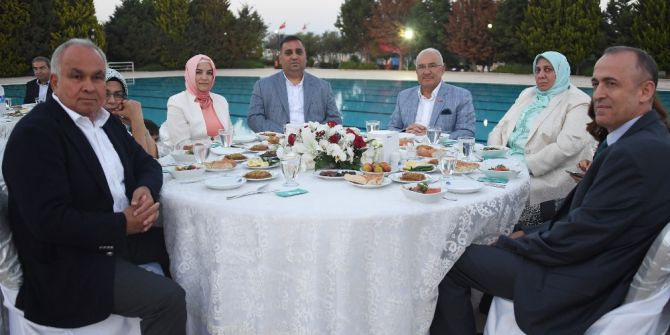 Kocamaz: "Memleketimize Hizmet Yolunda İlerleyeceğiz"