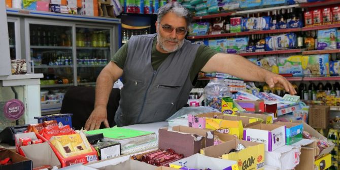 Depremin Paniğiyle Tezgahın Üstünden Atladı