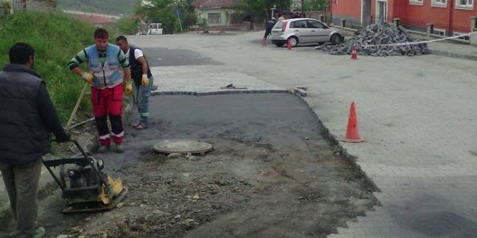 Akçakoca’da Kilit Parke Çalışmaları Sürüyor