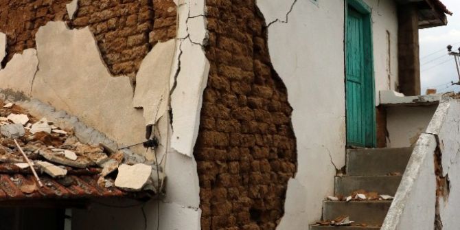 Deprem Bölgesinde Çadırda Yaşam Devam Ediyor