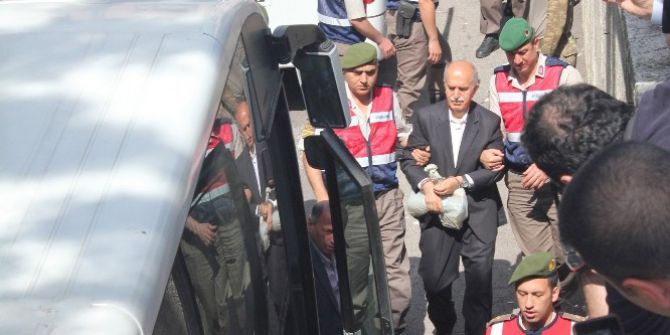 Eski Vali Harput Ve İş Adamlarının Yargılanmasına Başlandı