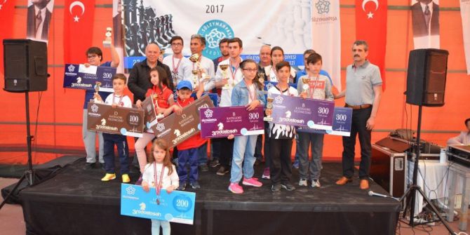 3. Rodostoşah Satranç Turnuvası Ödül Töreni İle Sona Erdi