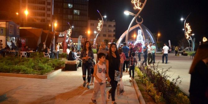 Siirt’te Ramazan Etkinliğine Yoğun İlgi