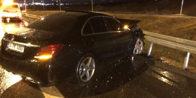 İzmir’de Feci Kaza: 3 Ölü, 1 Ağır Yaralı