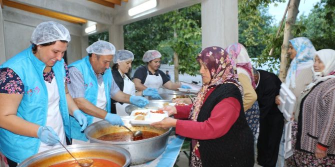 Germencik Belediyesinden Her Gün Farklı Mahallede İftar Yemeği