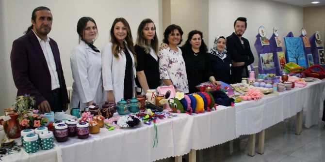 Sanat, Tedavi Sürecine Eşlik Etti, Ürünler Meram Tıp’ta Sergilendi