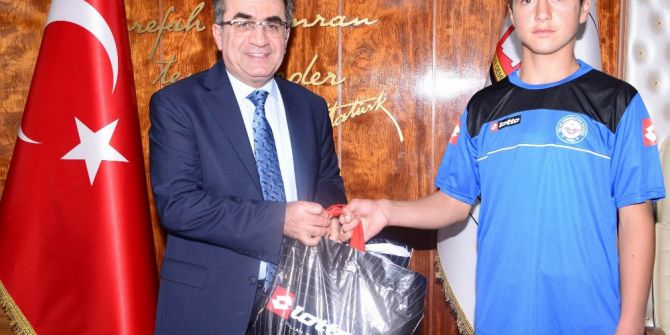 Sivas Demirsporlu İkizler Türkiye Şampiyonu Oldu