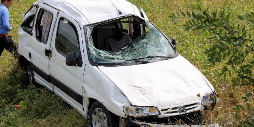 Bu Araçtan Burnu Bile Kanamadan Çıktı