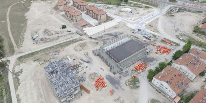 Cihanbeyli Yeni Halk Eğitim Merkezi Ve Spor Kompleks Yapımı Devam Ediyor