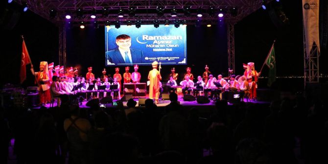 Mehteran Ve Tasavvuf Konseri Duygulandırdı