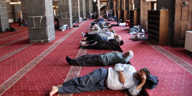 Camilerin Her Ramazan Değişmeyen Manzarası