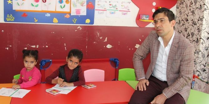 Başkale Belediyesinden 30 Minik Öğrenciye Eğitim