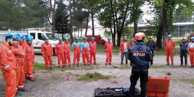 Afad’tan, İgdas Arama Kurtarma Ekibine ‘Doğal Afetlerde Arama Kurtarma Eğitimi’