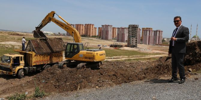 Toroslar Belediyesi, Parklarda Çöplerden Elde Ettiği Gübreyi Kullanacak