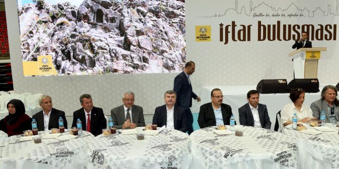 Şehit Aileleri Gaziler Ve Engelli Dernekleri İftarda Buluştu