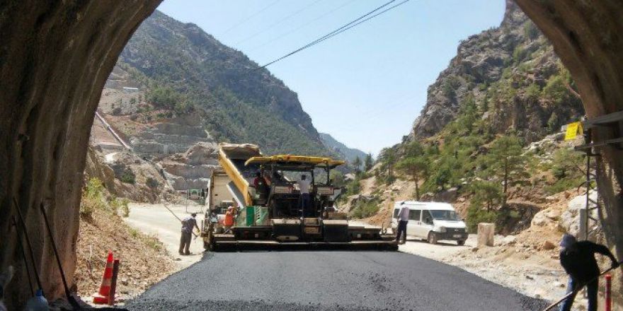 Ilıca Yolu Asfaltlandı
