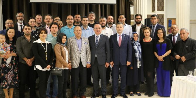 Ahmet Yesevi Üniversitesi İftarda Bir Araya Geldi