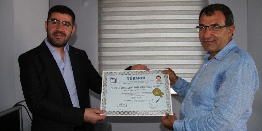 Smmmo’da Ruhsat Dağıtım Töreni