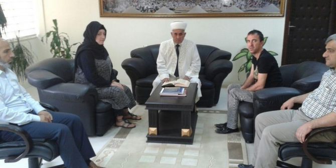 Evlendikten 3 Yıl Sonra Müslüman Oldu