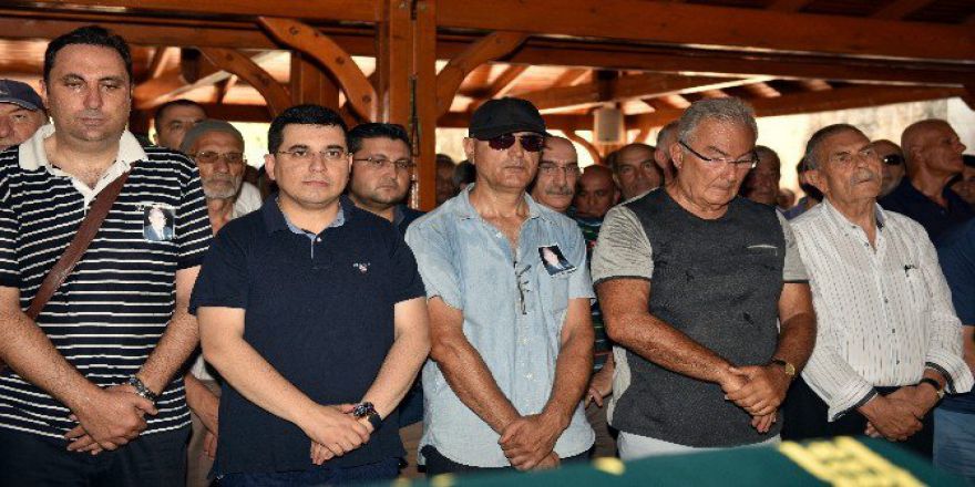 Baykal, Doktor Arkadaşının Cenaze Törenine Katıldı