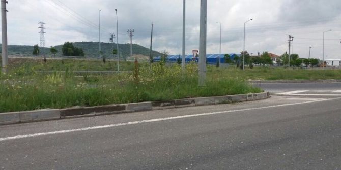 Refüjlerde Yükselen Otlar Sürücülerin Görüş Açısını Daraltıyor