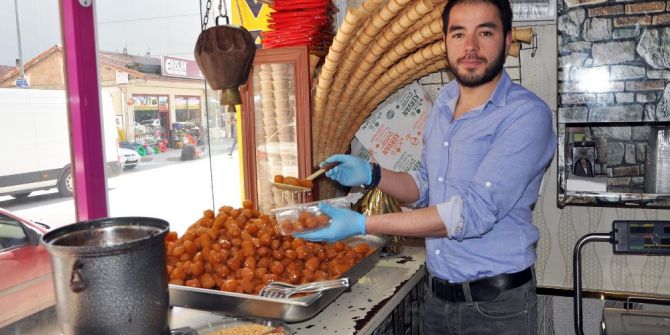 Sorgun’da Tatlı Satışları Arttı