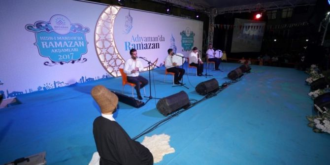 İlahi Konserleri Yoğun İlgi Görüyor