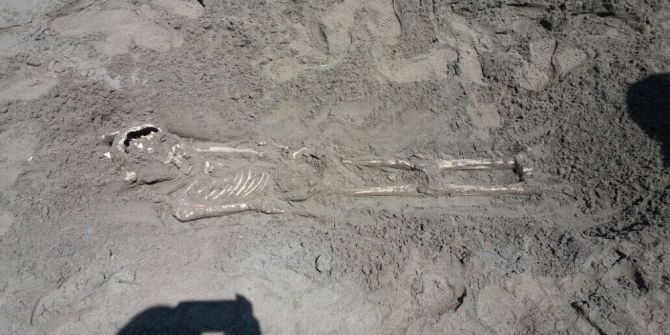 Yol Çalışması Sırasında İskelet Bulundu