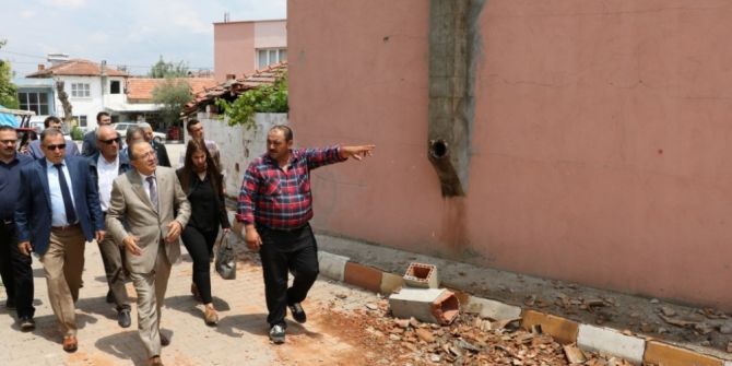 Büyükşehir Belediyesinden Depremzedelere Destek