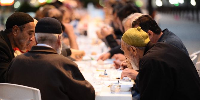Ramazan’ın Bereketi Emir Sultan’da Yaşanıyor