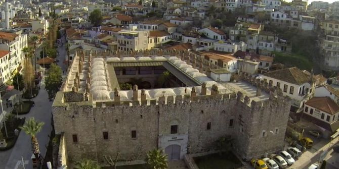 Tarihi Kervansaray’ın İşletme İhalesini Belediyenin Arya Şirketi Aldı
