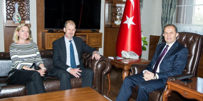 Vali Taşyapan, Johannes Zutt’u Kabul Etti