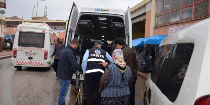 Refakatçi Eşliğinde Dilenen Engelli Dilenciye Gözaltı