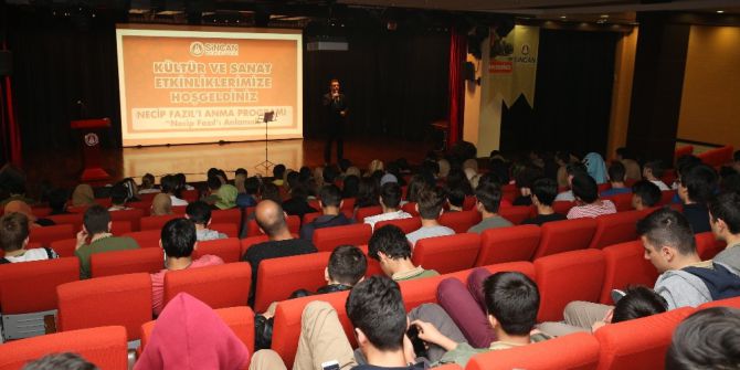 Sincan Belediyesi Necip Fazıl’ı Andı