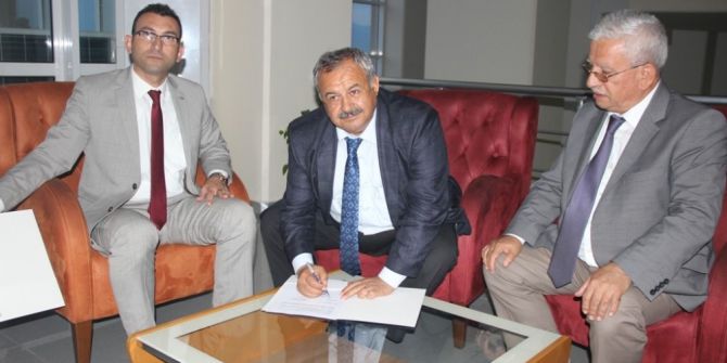 Burhaniye’ De Belediye İle Bubyo Arasında Protokol İmzalandı