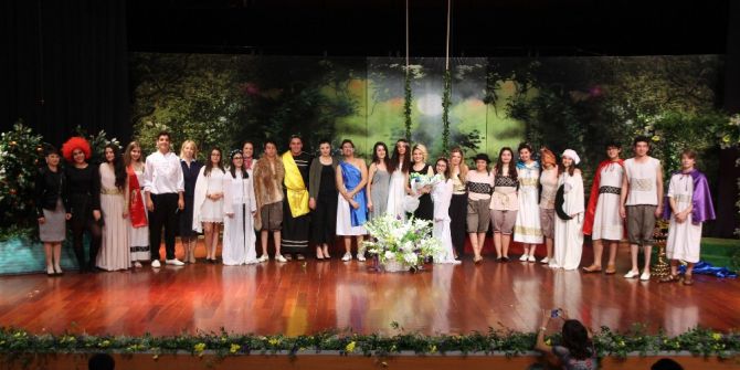 Özel Sanko Okulları Öğrencilerinden İngilizce Müzikhal