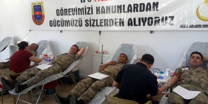 Jandarma Personeli Kan Bağında Bulundu