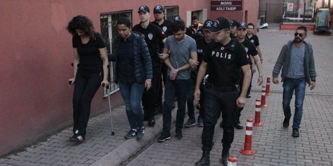 Uyuşturucu Operasyonunda Gözaltına Alınan 5 Kişi Adliyede