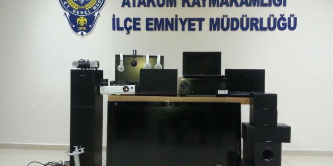 Okuldan Çaldıkları Ürünleri İnternetten Satışa Çıkardılar