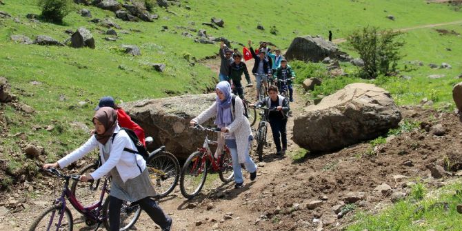 İhl’li Öğrencilerden Yaylada Bisiklet Turu