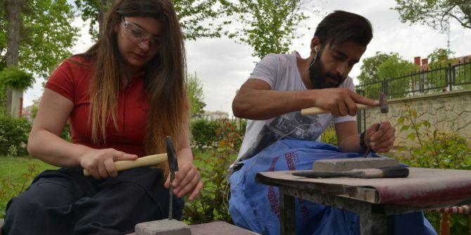 Diyarbakır’ın Tarihi Taşlara İşleniyor