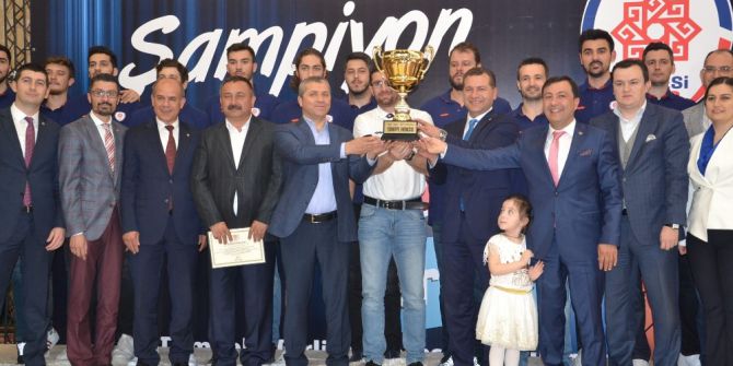 Balıkesir’de Karesispor Coşkusu