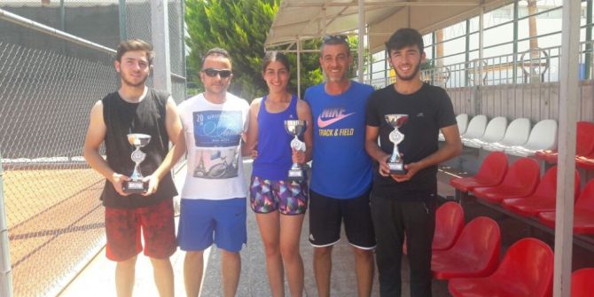 Akdeniz Belediyespor Teniste De İddialı