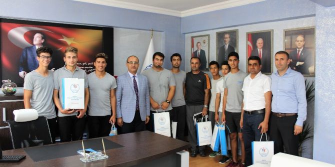 Mersin Spor Lisesi Türkiye Şampiyonu Oldu
