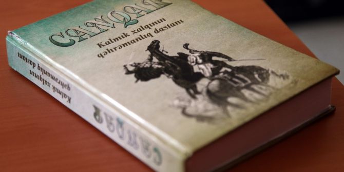 Azeri Öğretim Üyesinden Çeviri Kitabı