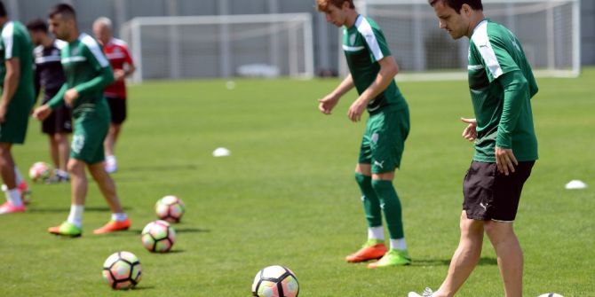 Bursaspor’da Trabzonspor Mesaisi Sürüyor