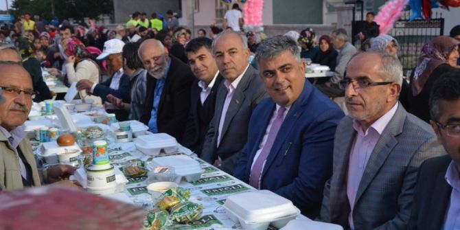 Ereğli’de Mahalle İftarlarında Ramazan Coşkusu