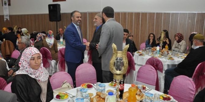 İnegöl Belediyesi’nden Gazi Ve Şehit Yakınlarına İftar